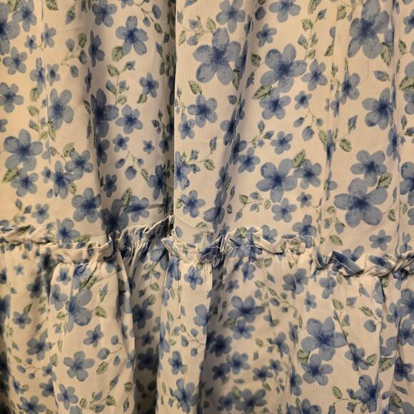 Lulu's floral mini dress - Picture 3 of 7